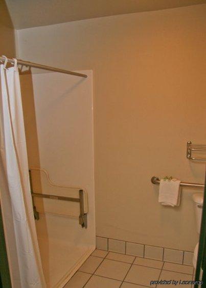Travelodge By Wyndham Morrill Habitación foto